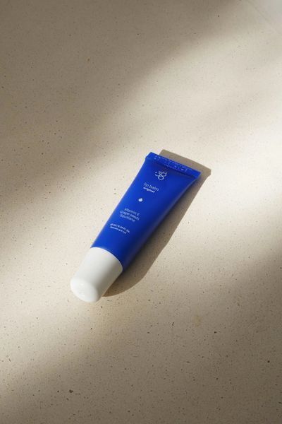 Бальзам для губ 380 Skincare lip balm (10 ml) 2249 фото