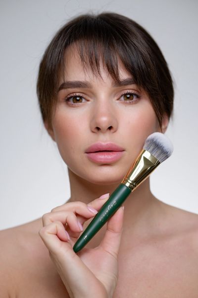 Пензлик косметичний DAVYDENKO BEAUTY 21 1853 фото
