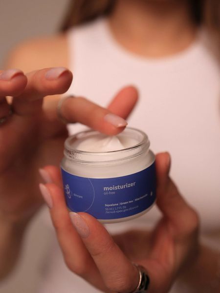 Крем для лица легкий 380 Skincare Moisturizer (50 мл) 2645 фото