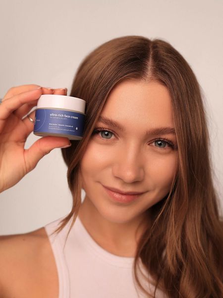 Крем для лица ультра-увлажняющий 380 Skincare Ultra-rich face cream (50 ml) 2644 фото