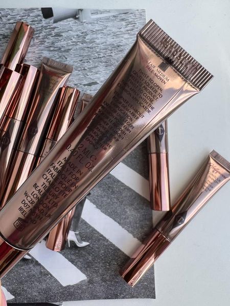 Кремовый контур Charlotte Tilbury Hollywood Contour Wand - Fair/ Medium (12 мл) 1830838828 фото