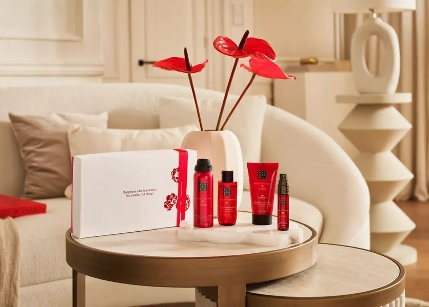 Подарочный набор RITUALS... The Ritual Of Ayurveda S (shower foam, shower oil, body cream, hair & body mist) 3377 фото