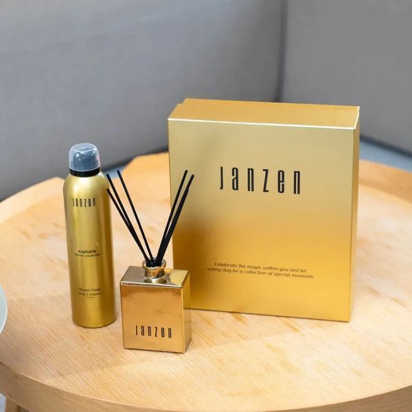 Подарочный набор JANZEN Home & Body Euphoria gift set (аромат для дома, пена для душа) 4324 фото