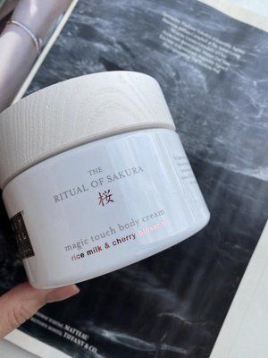 Крем для тіла RITUALS... The Ritual of Sakura magic touch body cream (220 ml) 1458509216 фото